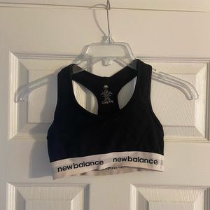Size Small new balance sports bra